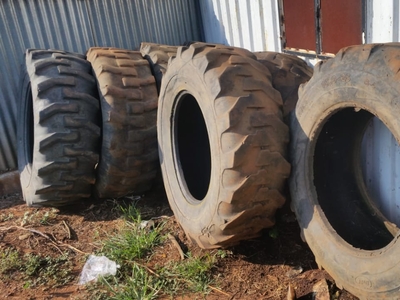 VARIETY OF PRE-USED TLB TYRES