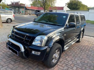 2006 ISUZU KB250 DOUBLE CAB BAKKIE 4x2 MANUAL