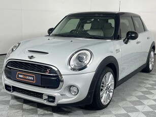 2015 MINI Cooper S Mark IV (141 kW) (XS72) Steptronic 5 Doors