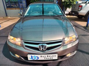 Used Honda Accord 2.0 Executive Auto for sale in Gauteng