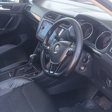 Volkswagen Tiguan 2.0 Tsi Comfortline Automatic Petrol