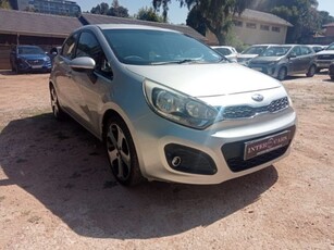 2013 Kia Rio hatch 1.4 EX auto For Sale in Gauteng, Bedfordview