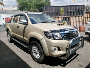 2013 Toyota Hilux V6 4.0 VVT-I double cab Auto For Sale For Sale in Gauteng, Johannesburg