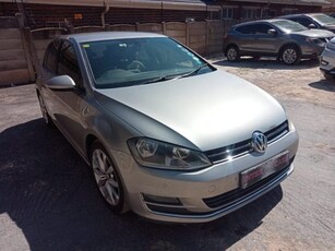 2014 Volkswagen Golf 2.0TDI Highline For Sale in Gauteng, Bedfordview