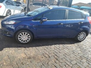 2017 Ford Fiesta 1.4 5-door Ambiente For Sale in Gauteng, Johannesburg