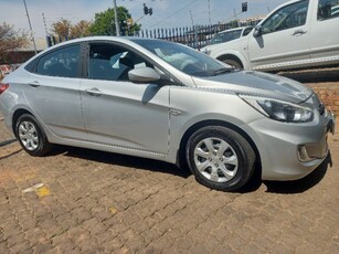 2017 Hyundai Accent sedan 1.6 Motion For Sale in Gauteng, Johannesburg