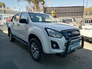 2017 Isuzu KB 250D-Teq Double Cab LE For Sale in Gauteng, Johannesburg