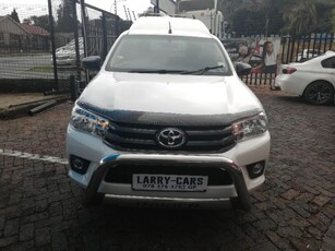 2017 Toyota Hilux 2.0 For Sale in Gauteng, Johannesburg