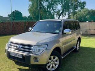 Mitsubishi Pajero 2009, Automatic, 3.8 litres - Johannesburg