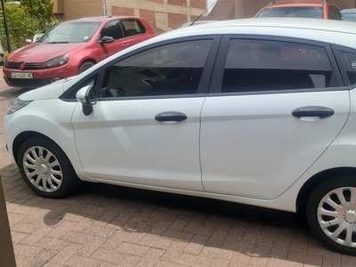Ford Fiesta 1.4 Ambient 2016