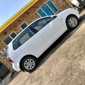 VW Polo Vivo 5 door 1.6