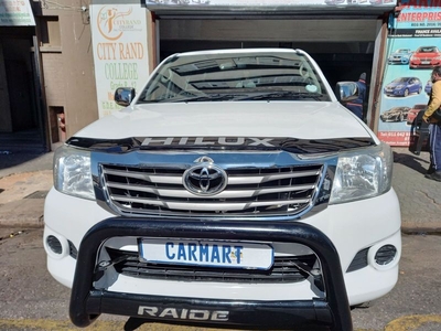 2013 Toyota Hilux 2.5 D-4D D/Cab 4x4 SRX, White with 97000km available now!