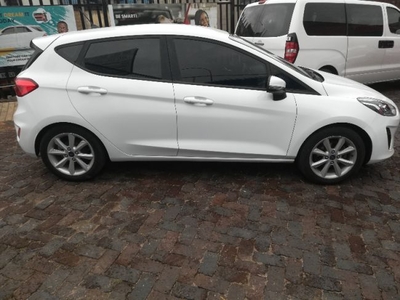 2018 Ford Fiesta 5-door 1.0T Ambiente auto For Sale in Gauteng, Johannesburg