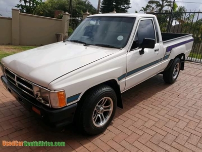1996 Toyota Hilux R23800 toyota hilux for sale used car for sale in Alberton Gauteng South Africa - OnlyCars.co.za