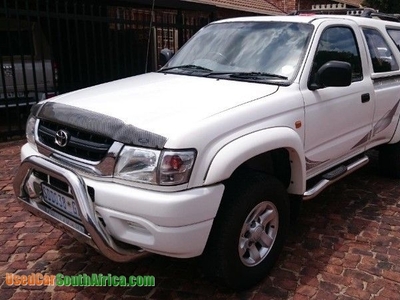 2004 Toyota Hilux 3.0 used car for sale in Standerton Mpumalanga South Africa - OnlyCars.co.za