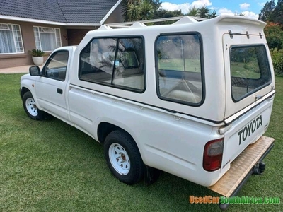 2005 Toyota Hilux 2.4 used car for sale in Johannesburg City Gauteng South Africa - OnlyCars.co.za