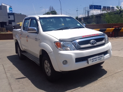 2009 Toyota Hilux 2.7 VVTi used car for sale in Johannesburg City Gauteng South Africa - OnlyCars.co.za