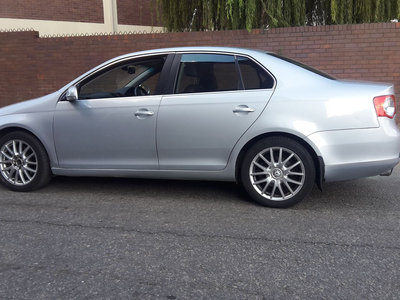 2009 Volkswagen Jetta R45000 used car for sale in Alberton Gauteng South Africa - OnlyCars.co.za