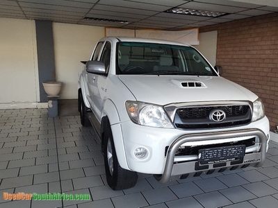 2010 Toyota Hilux Raider used car for sale in Amanzimtoti KwaZulu-Natal South Africa - OnlyCars.co.za