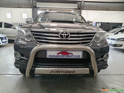 2012 Toyota Fortuner 3.0 D4D 4x4 used car for sale in Johannesburg South Gauteng South Africa - OnlyCars.co.za