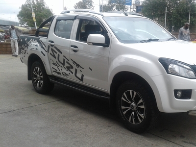 2014 Isuzu KB 2.5 DTEQ used car for sale in Johannesburg City Gauteng South Africa - OnlyCars.co.za