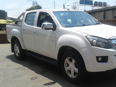 2014 Isuzu KB KB250 used car for sale in Johannesburg City Gauteng South Africa - OnlyCars.co.za