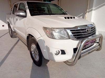 2014 Toyota Hilux ( II) 3.0 D-4D Raider R/B Double Cab