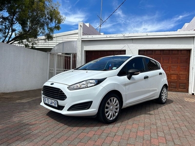 2015 Ford Fiesta 1.4 Ambiente ( Finance available )
