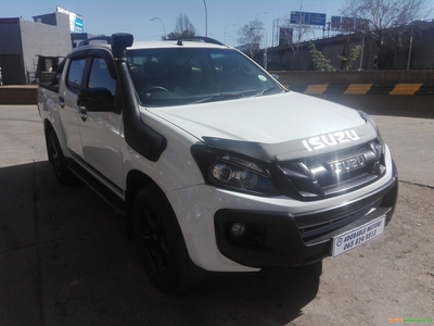 2015 Isuzu KB KB300 used car for sale in Johannesburg City Gauteng South Africa - OnlyCars.co.za
