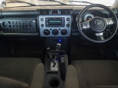 2015 Toyota FJ Cruiser Auto