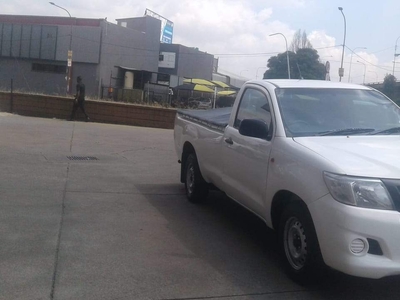 2015 Toyota Hilux TOYOTA HILUX 2.0 VVTI used car for sale in Johannesburg City Gauteng South Africa - OnlyCars.co.za