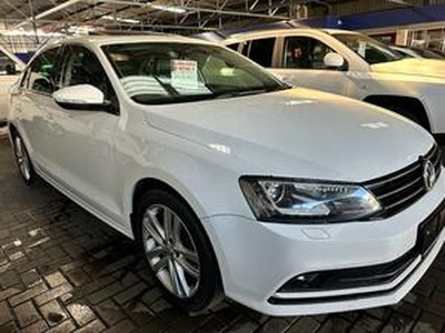 Volkswagen Jetta 2018, Automatic, 1.4 litres - Phalaborwa