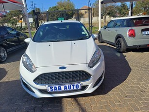 2014 Ford Fiesta 1.4i (71 kW) Ambiente Hatch Back