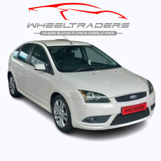 NEAT - 2009 Ford Focus 1.6 Si 5-dr for sale!