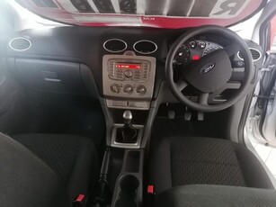 Used Ford Focus 1.8 Ambiente 5