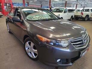 2011 Honda Accord 2.4 Executive, ONLY 189000KMS, ±R3499PM, CALL BIBI 082 755 6298