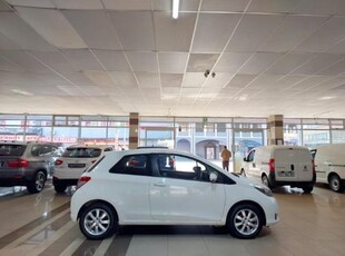 2012 Toyota Yaris 3-Door 1.0 XS For Sale in KwaZulu-Natal, Durban