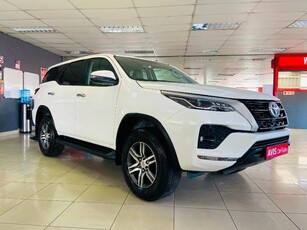 TOYOTA FORTUNER 2.4 GD-6 RAISED BODY AT