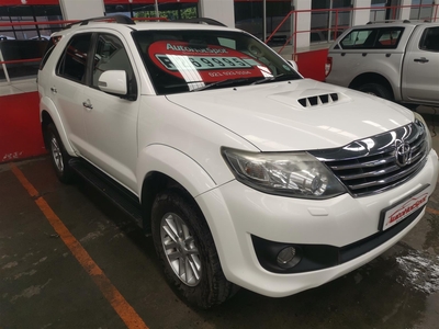 2011 Toyota Fortuner 3.0 D-4D 4x4 AT for sale!! FSH!!
