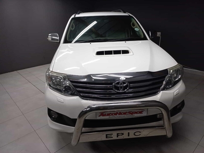2013 Toyota Fortuner 3.0 D-4D 4x4 Neat!!
