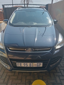Good day I'm selling a Ford Kuga price is negotiable