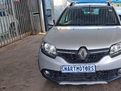 2015 Renault Sandero 66kW turbo Dynamique For Sale in Gauteng, Johannesburg