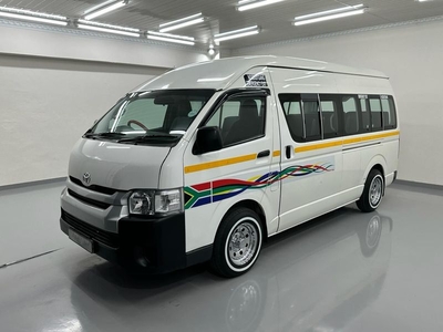2020 Toyota Quantum 2.5 D-4D Sesfikile 16-Seater Bus