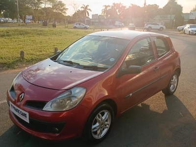 Used Renault Clio III 1.4 Expression 3