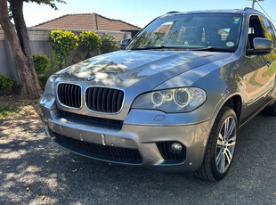 2012 BMW X5 auto 3.0d Motorsport luxury SUV with pano roof only R159 000