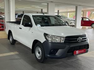 Toyota Hilux 2.4GD single cab S