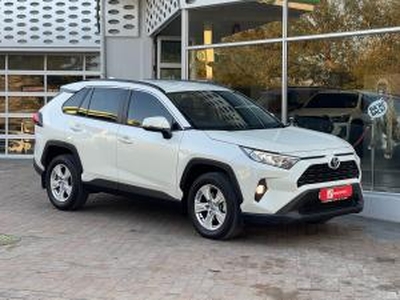 Toyota RAV4 2.0 GX auto