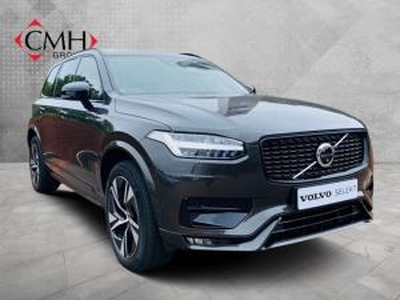 Volvo XC90 B5 AWD Ultimate Dark