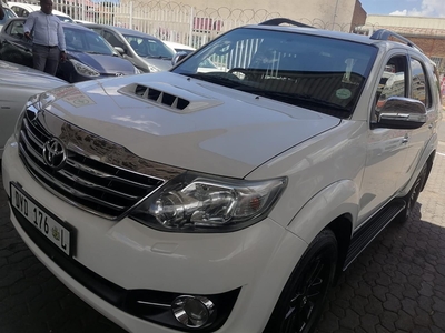Toyota Fortuner 3.0 D4D , Automatic