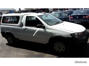 2008 Fiat Strada 1. 2 EL White